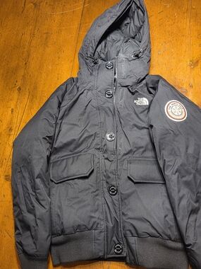 The North Face Black Women's HiVent, Hooded Down Puffer Jacket, US XS